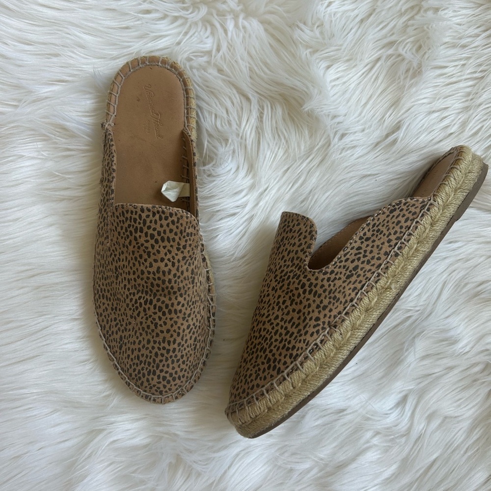 Universal Thread shoes - Picture 5 of 7